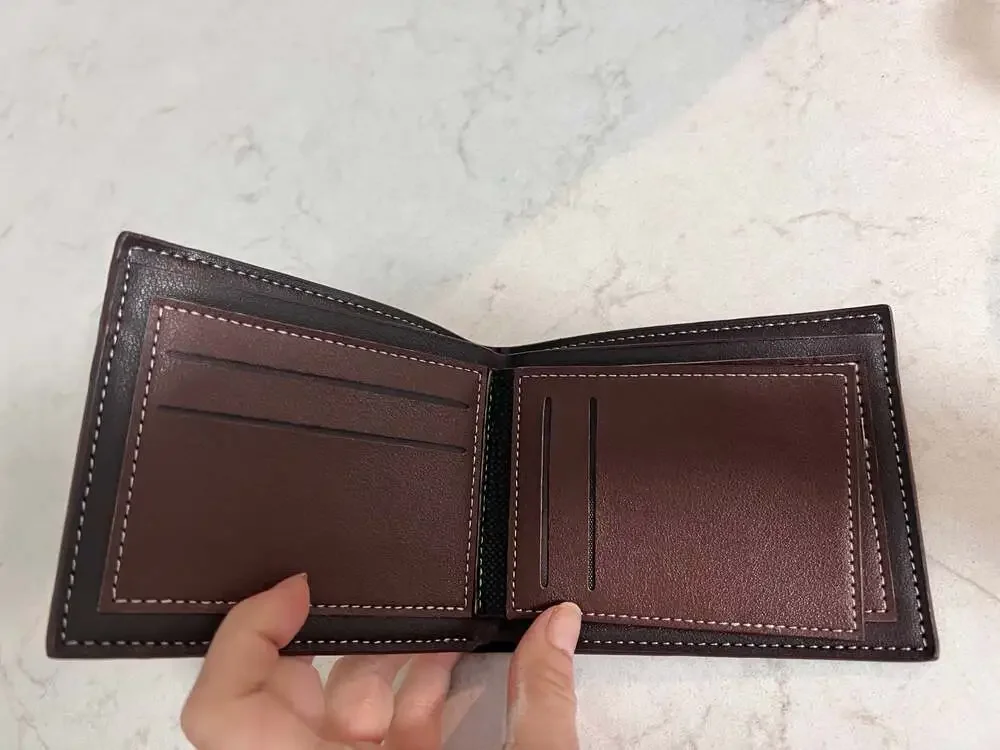 Yameili Style Men's Bi-fold Faux Leather Wallet with Two-Tone Design